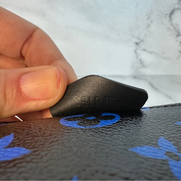 Louis Vuitton Mini Pochette bag Digital Blue/black clutch Monogram LV purse - Picture 15 of 16